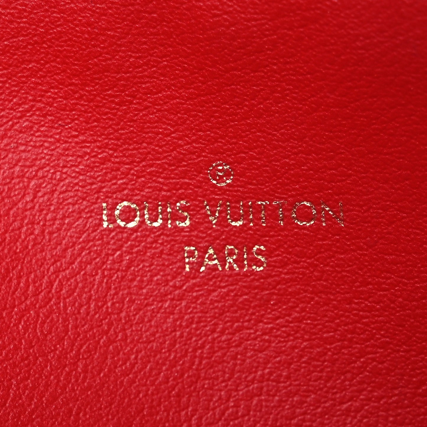 Empreinte Felicie Chain Wallet Zippered Insert Scarlet