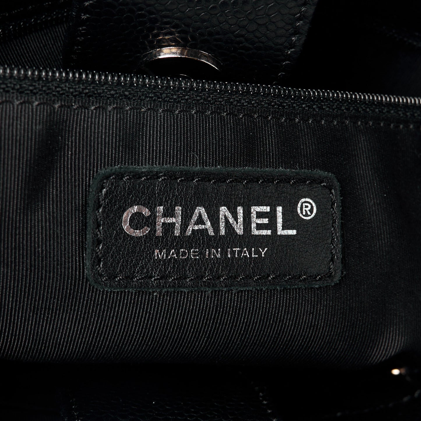Caviar Quilted Petit Shopping Tote PST Black