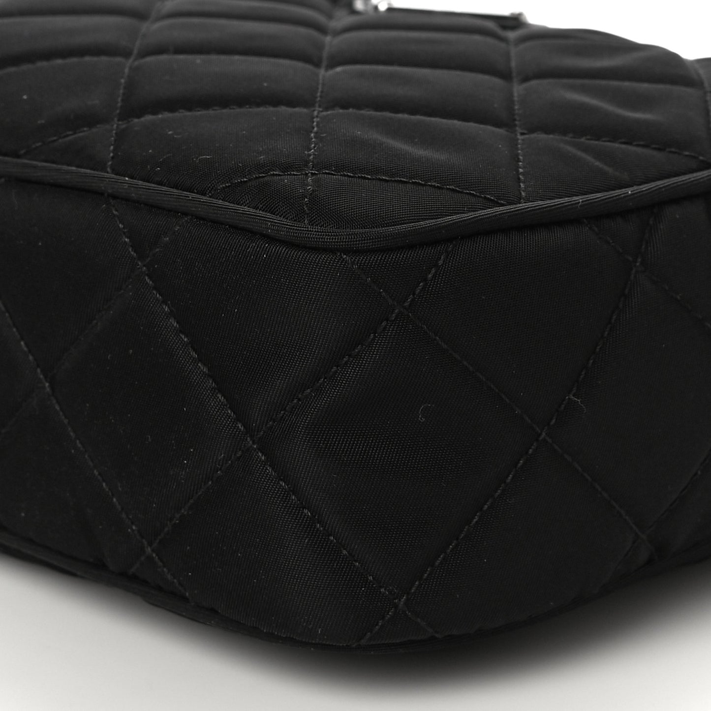 Nylon Tessuto Impuntu Quilted Chain Crossbody Black