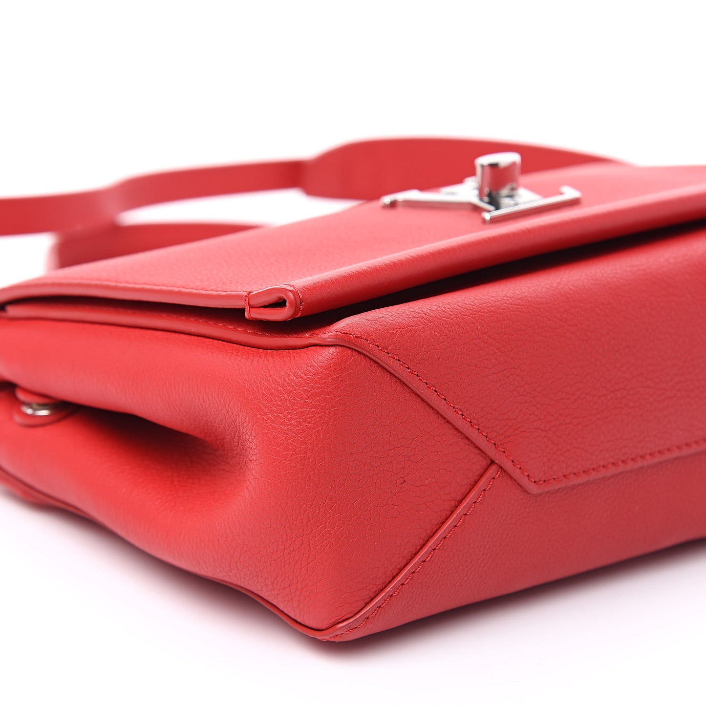 Calfskin Lockme II Chain Bag BB Rubis