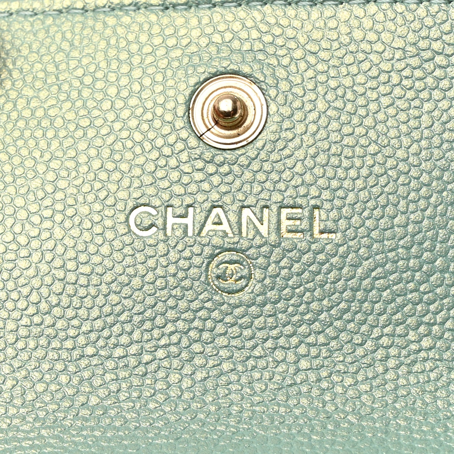 Iridescent Caviar Quilted Pearl On Top Coin Purse With Chain Light Green