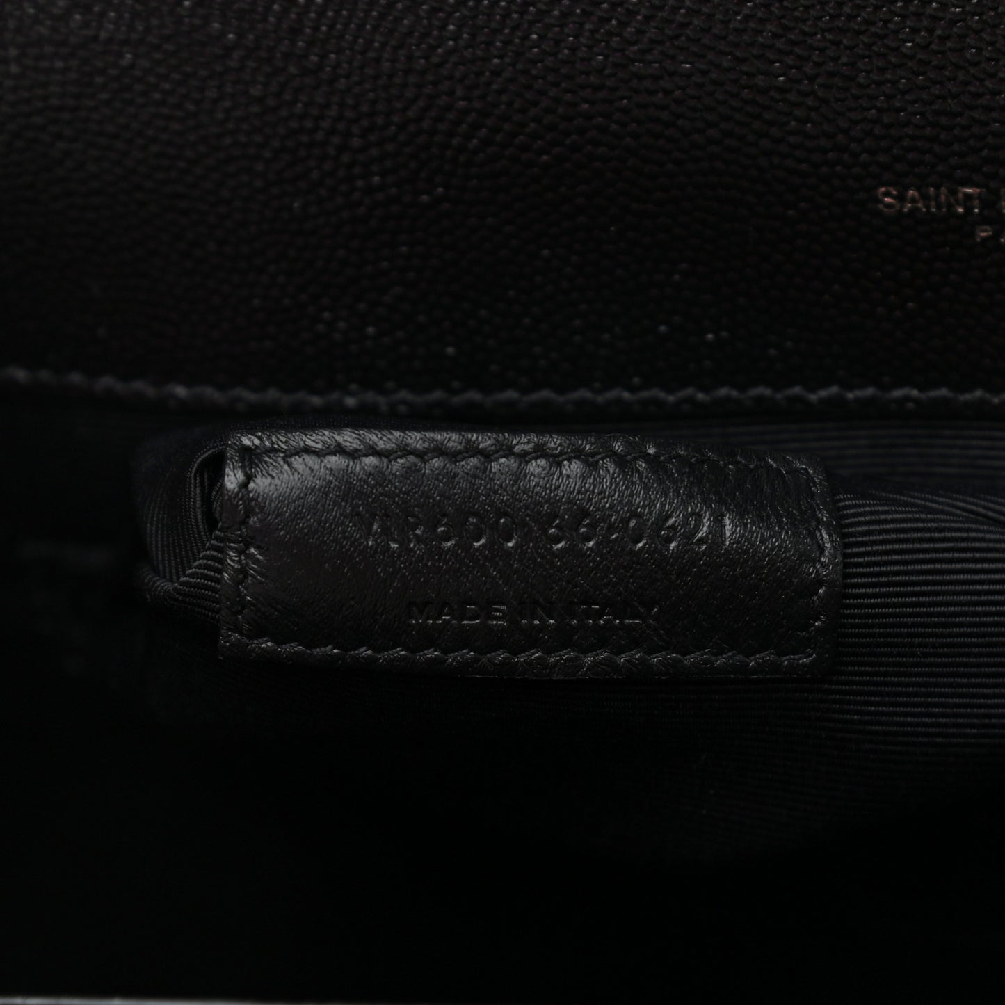 Grain De Poudre Textured Mixed Matelasse Large Triquilt Monogram Monochrome Satchel Black