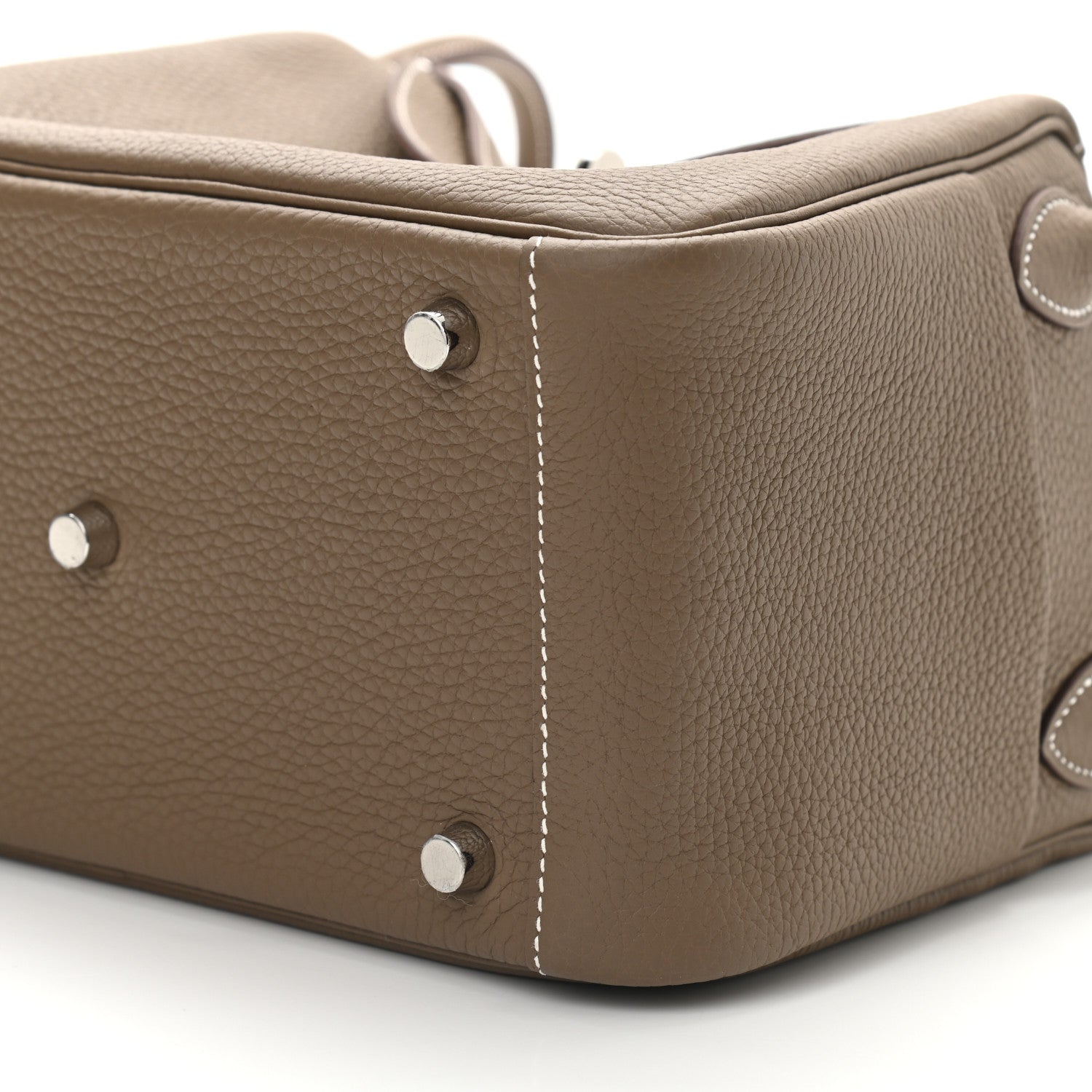 Hermes Taurillon Clemence Lindy 26 Etoupe 9 of 9