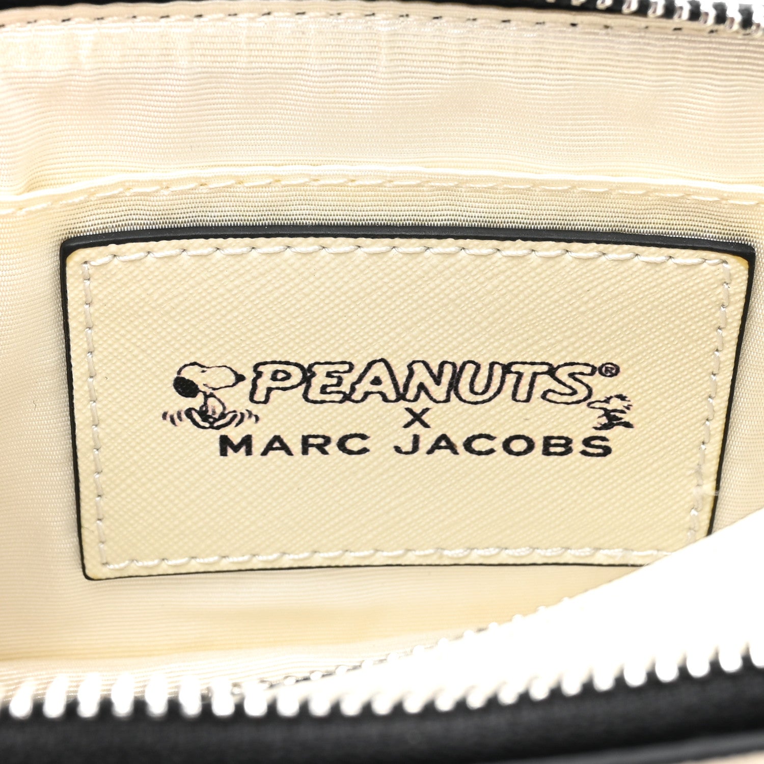 Marc Jacobs X Peanuts Saffiano Small Snoopy Snapshot Camera Bag White Black 7 of 12