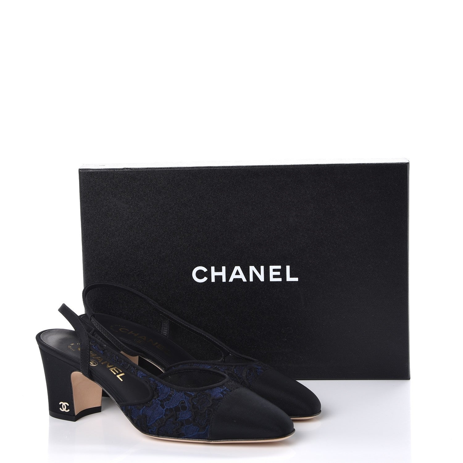 Chanel Lace Grosgrain Cap Toe CC Slingback Pumps 37.5 Navy Black 9 of 9