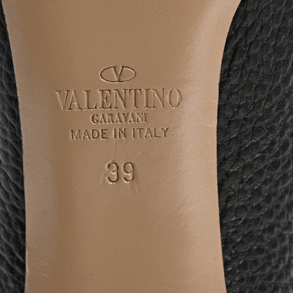 Valentino Garavani Pebbled Calfskin Rockstud 90mm Pumps 39 Black 8 of 12