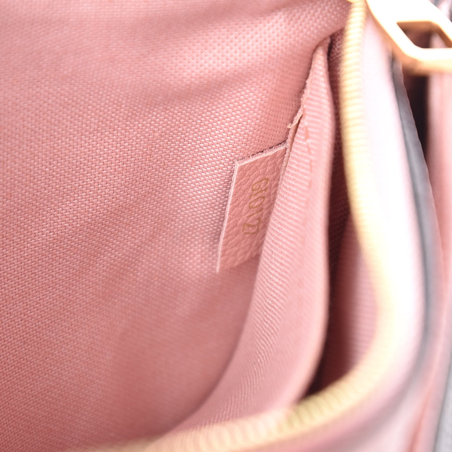 Monogram Pallas Clutch Rose Poudre
