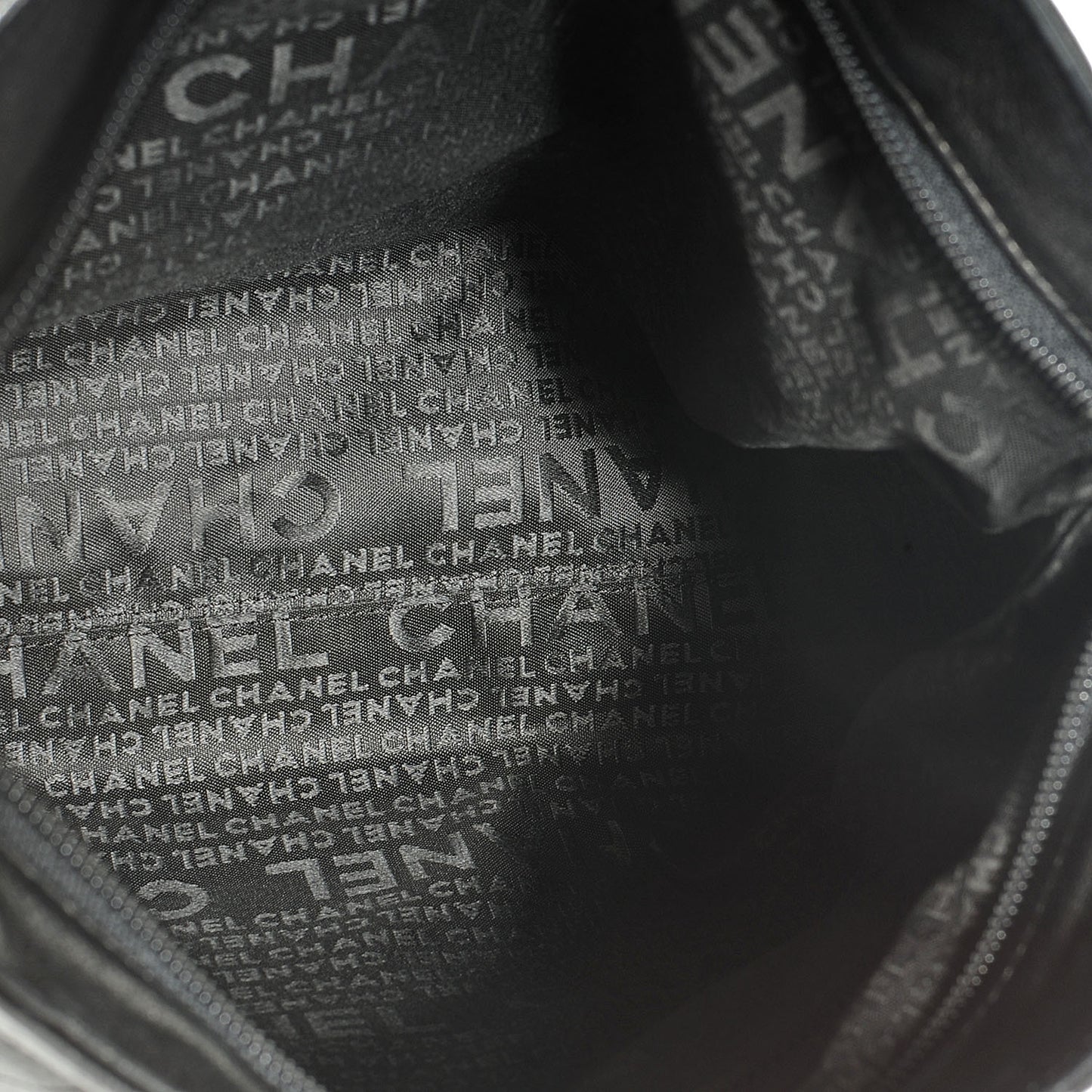 Lambskin Medium Ultimate Soft Tote Black