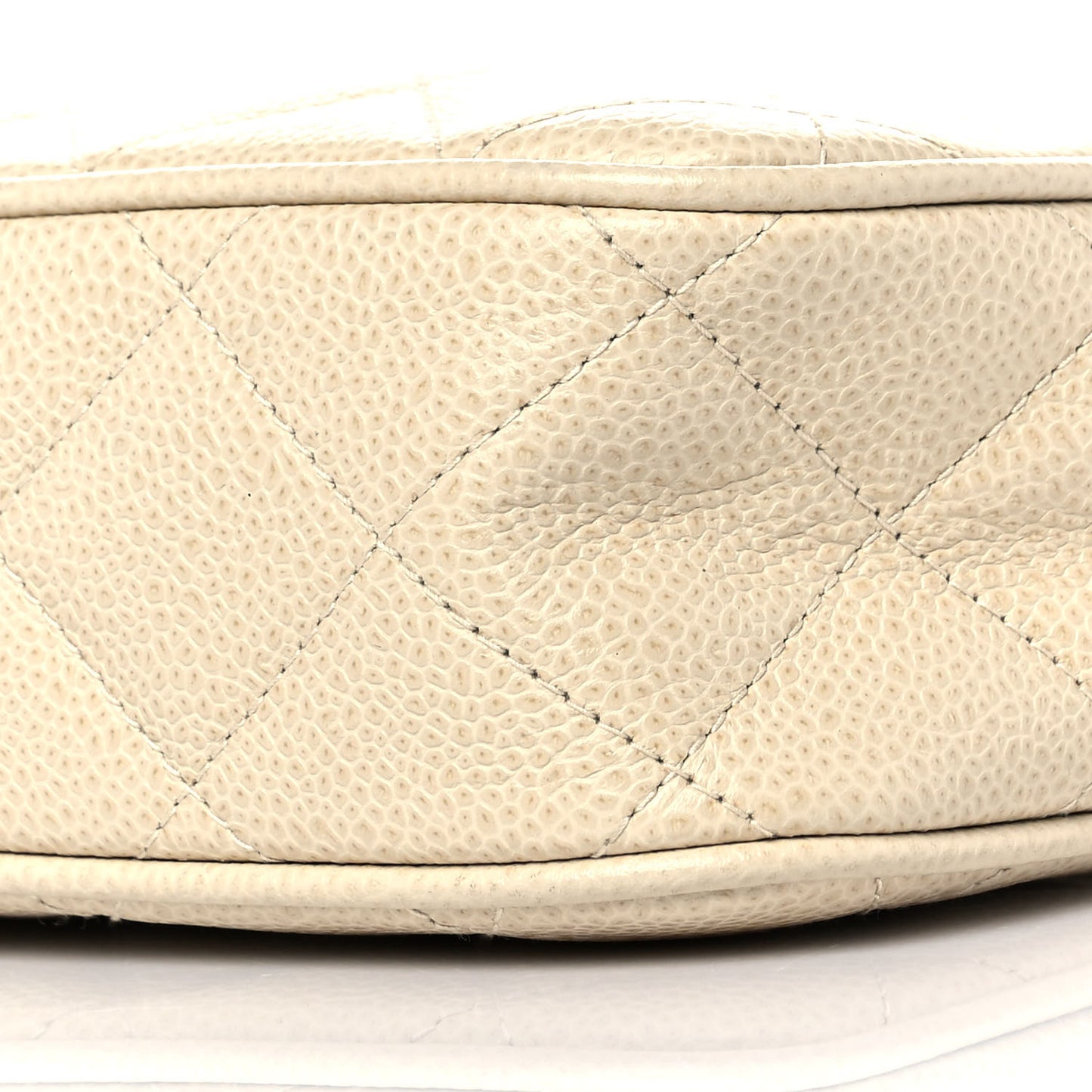 Caviar Quilted Camera Case Beige Clair