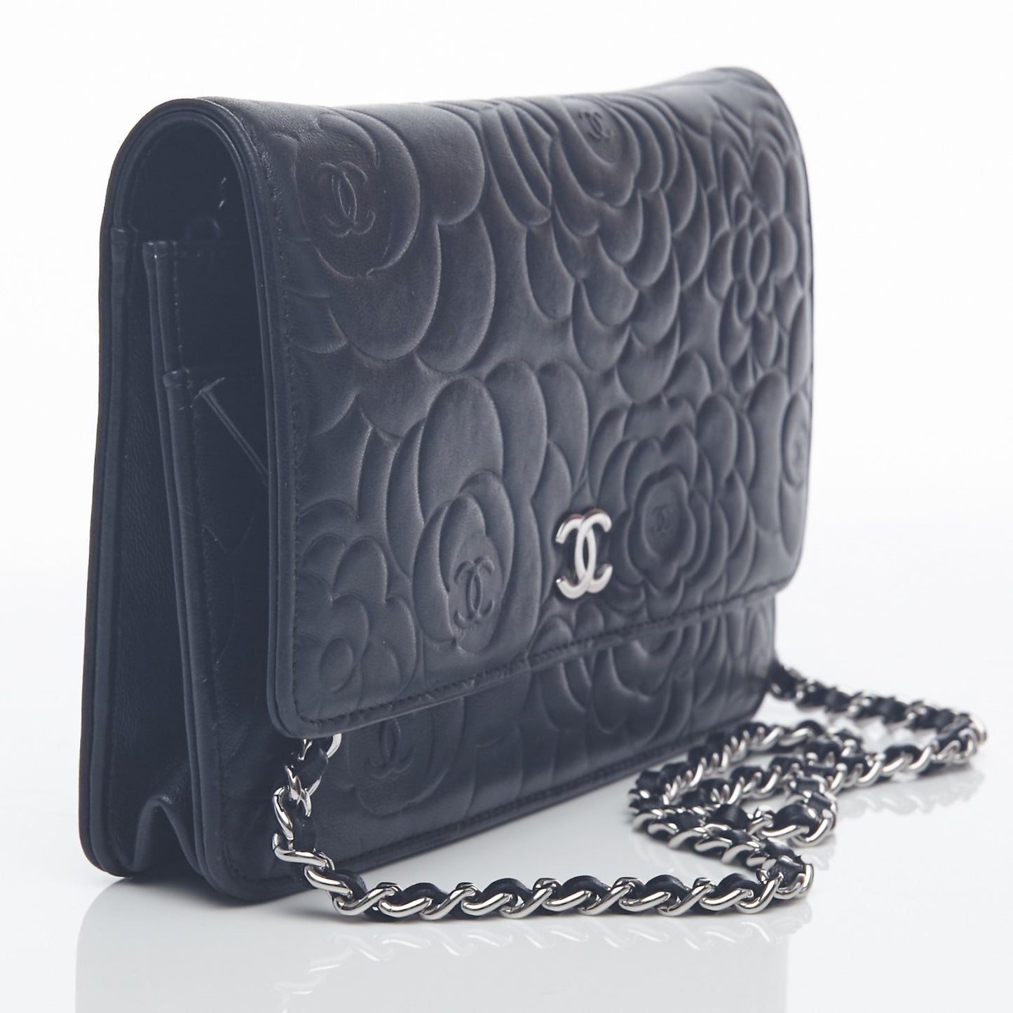 Lambskin Camellia Embossed Wallet On Chain WOC Black