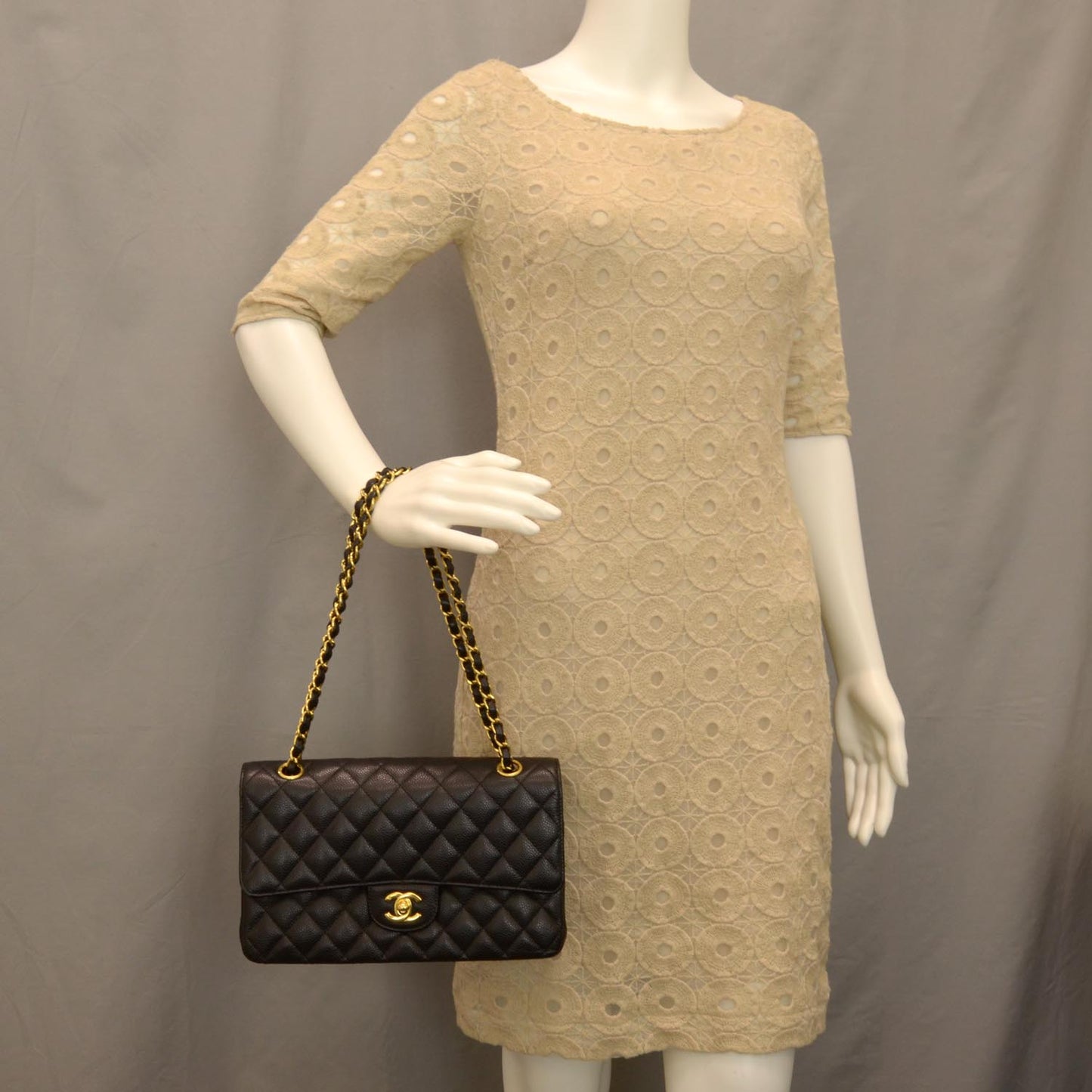 Caviar Quilted Medium Double Flap Black