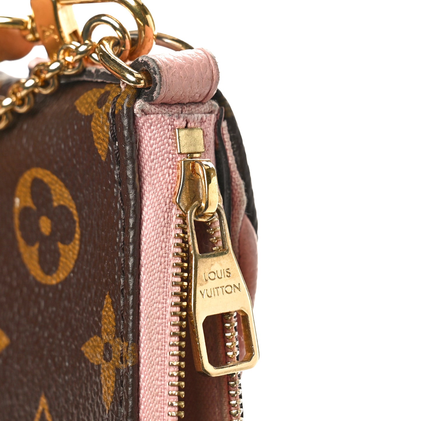 LOUIS VUITTON Monogram Pallas Clutch Rose Poudre