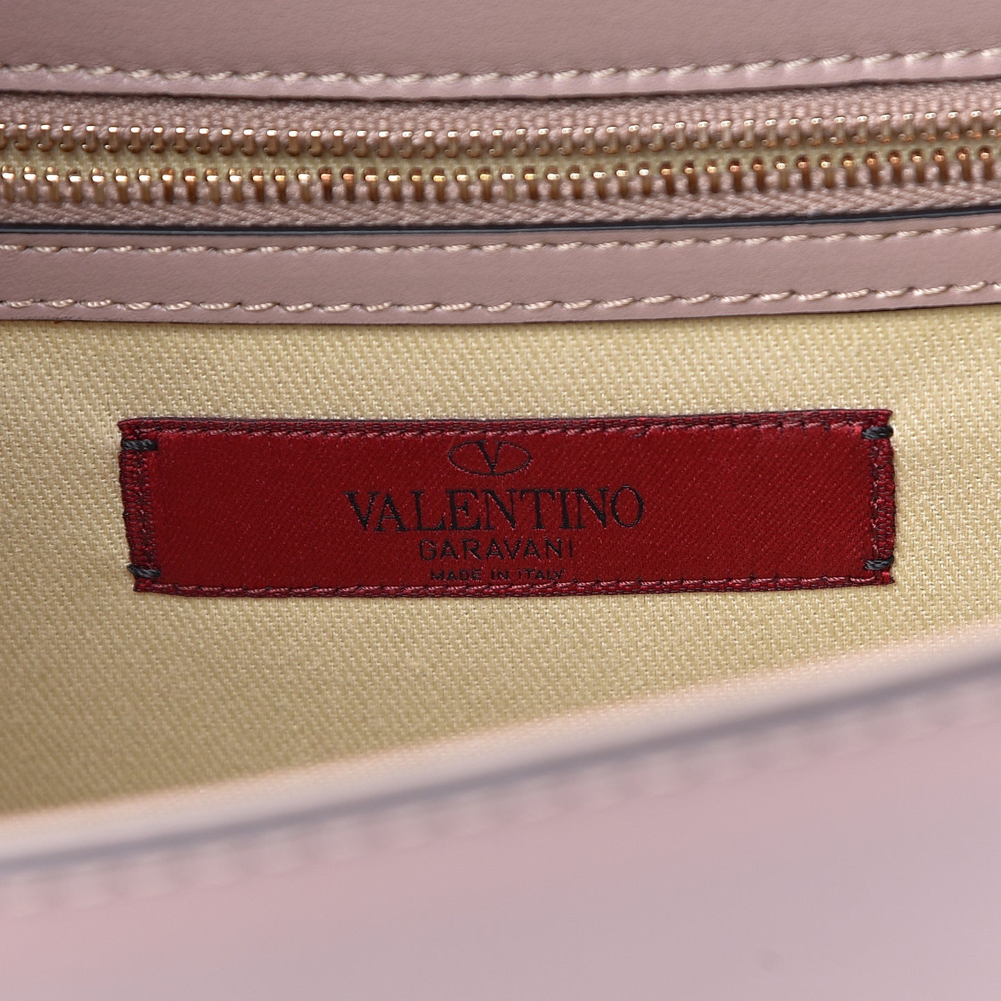 Vitello Medium Glam Lock Rockstud Flap Poudre