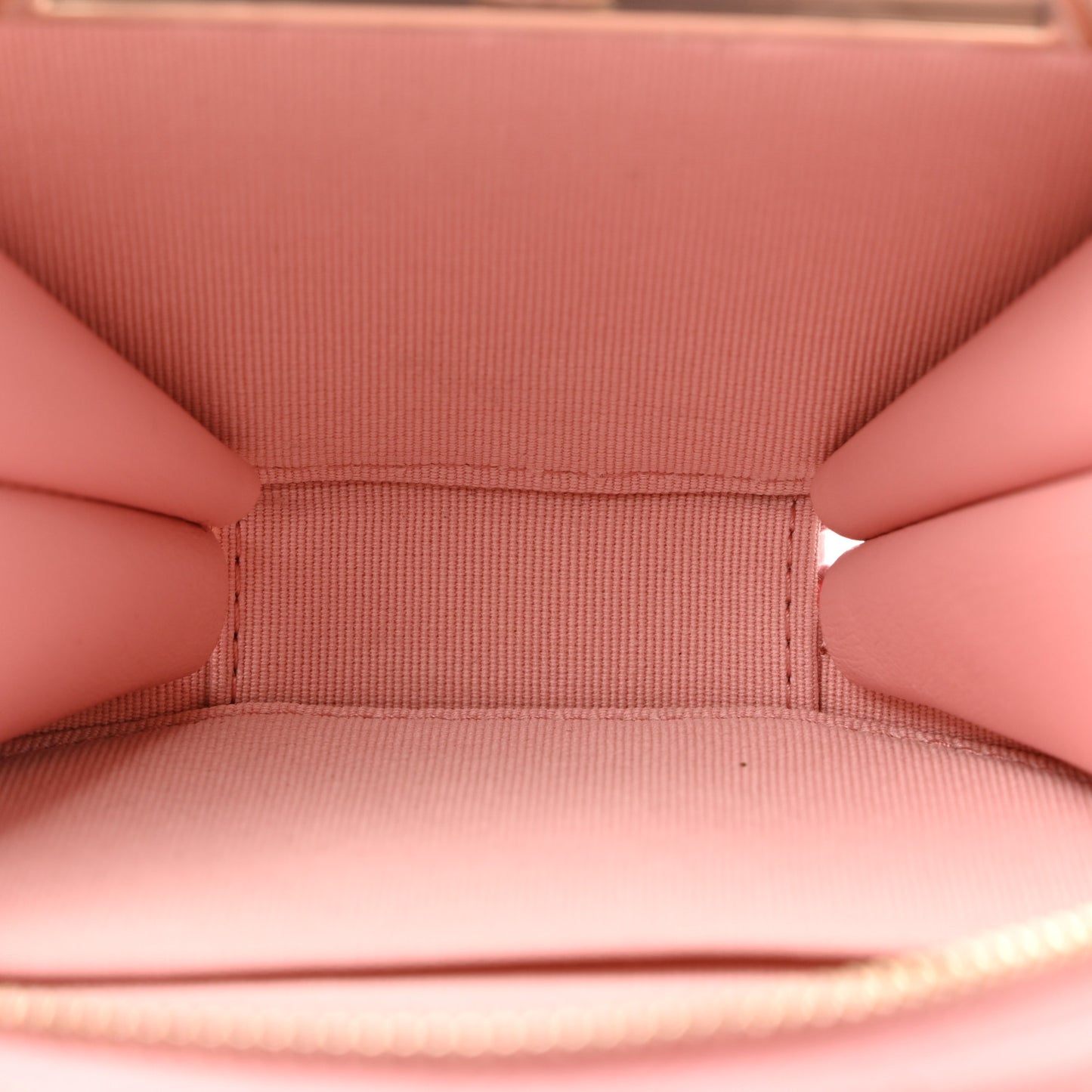 Caviar Quilted Round Handle With Care Vanity With Chain Pink