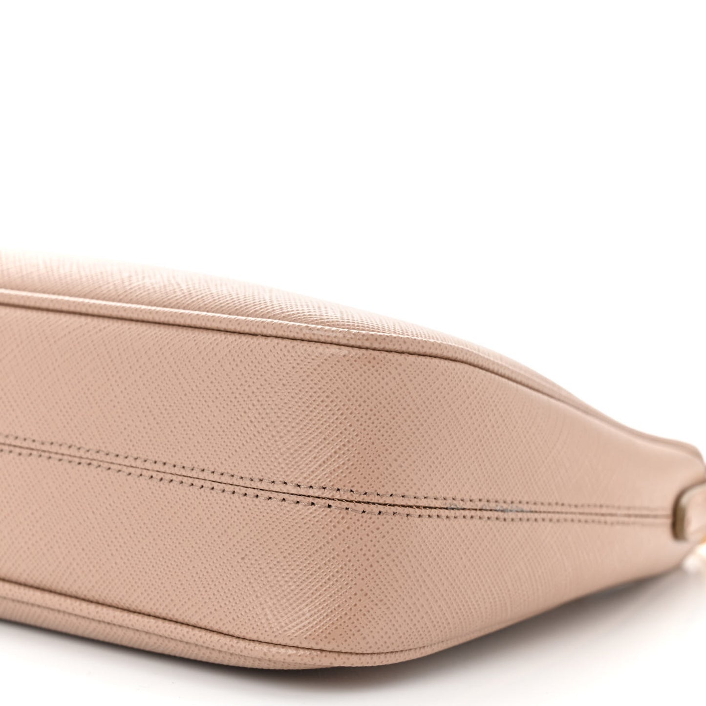 Saffiano Lux Re-Edition 2005 Shoulder Bag Cammeo