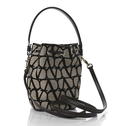 Valentino Garavani Toile Iconographe Nappa Mini Vlogo Signature Bucket Bag Naturale Black Fondant 3 of 8