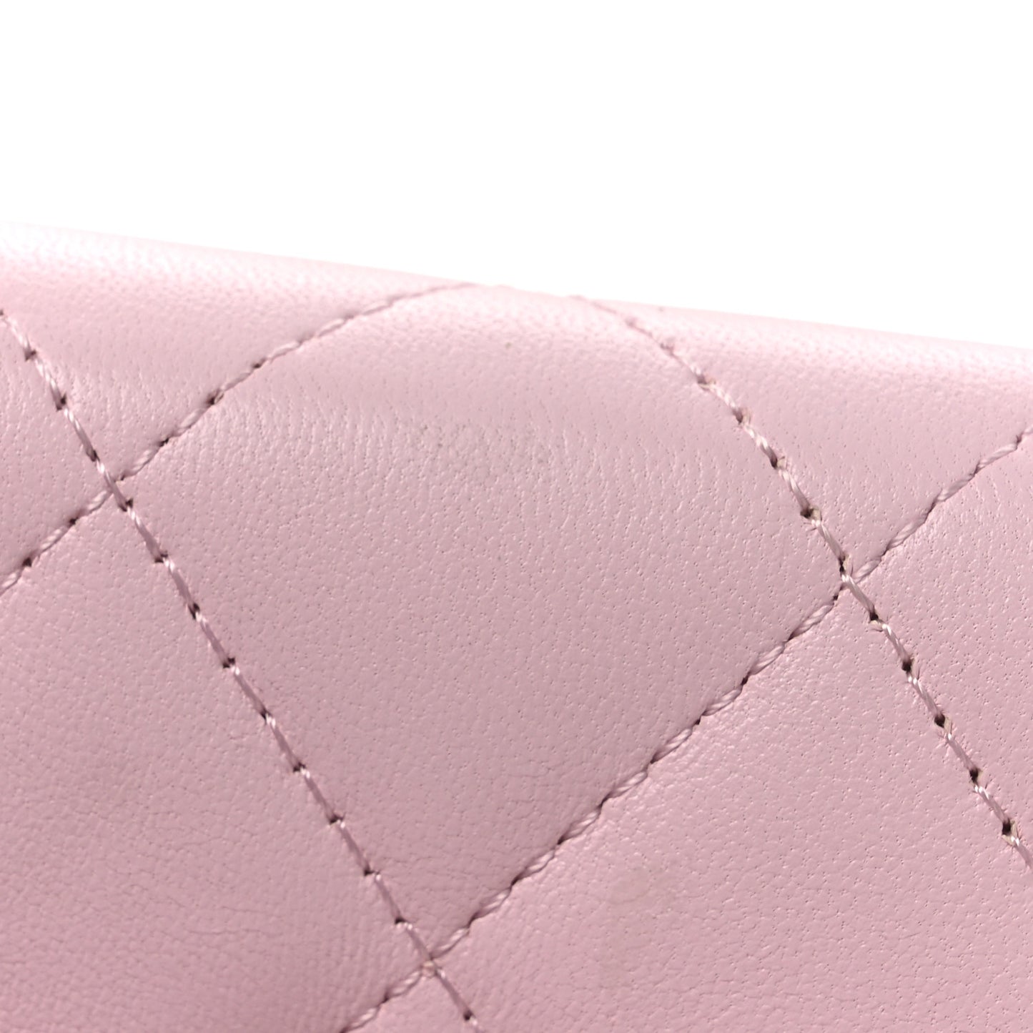 Lambskin Quilted Pearl Card Holder With Chain Light Pink