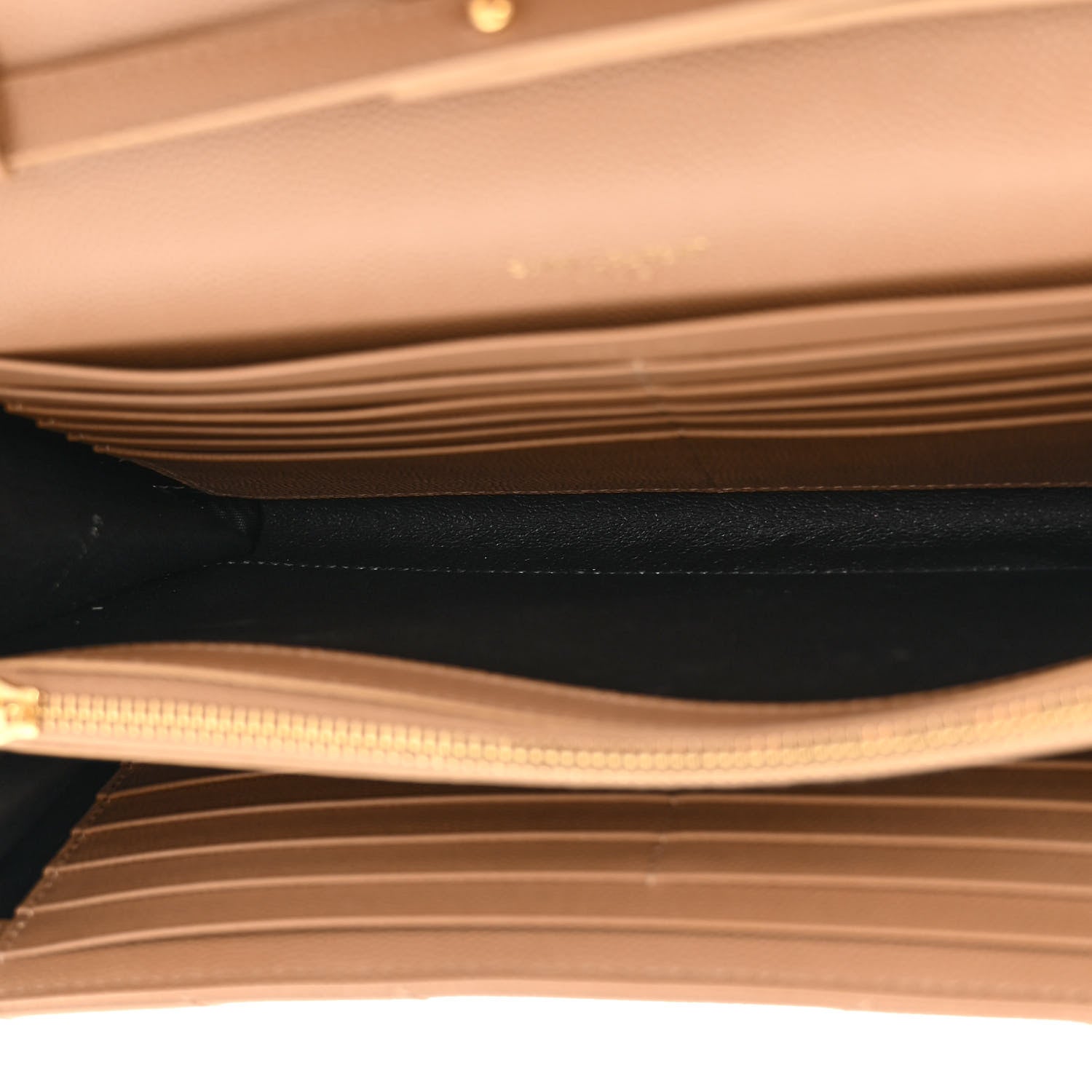 Saint Laurent Grain De Poudre Matelasse Chevron Monogram Chain Wallet Dark Natural 5 of 13