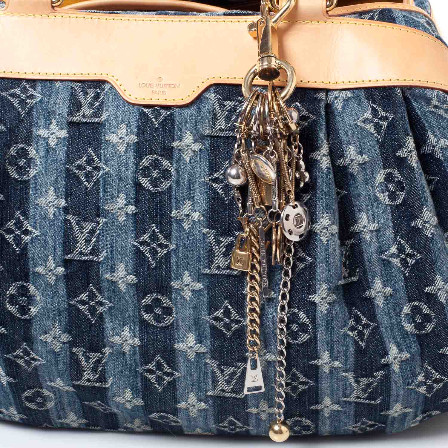 Louis Vuitton Denim Raye Cabas GM 7 of 12