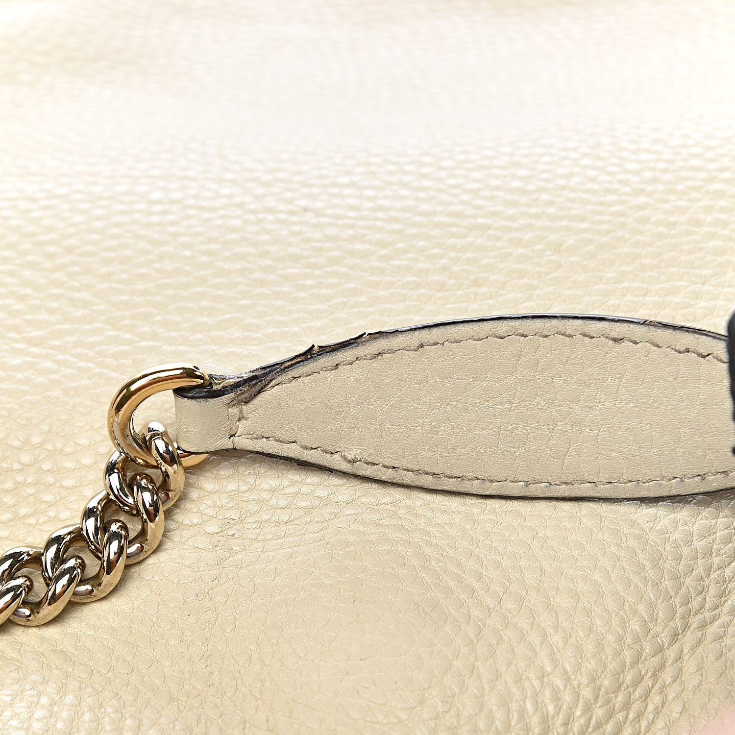 Gucci Pebbled Calfskin Medium Soho Chain Shoulder Bag Off White 13 of 18