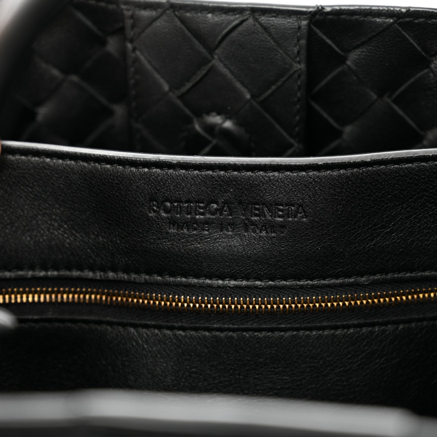 Nappa Intrecciato Medium Andiamo Shoulder Bag Black