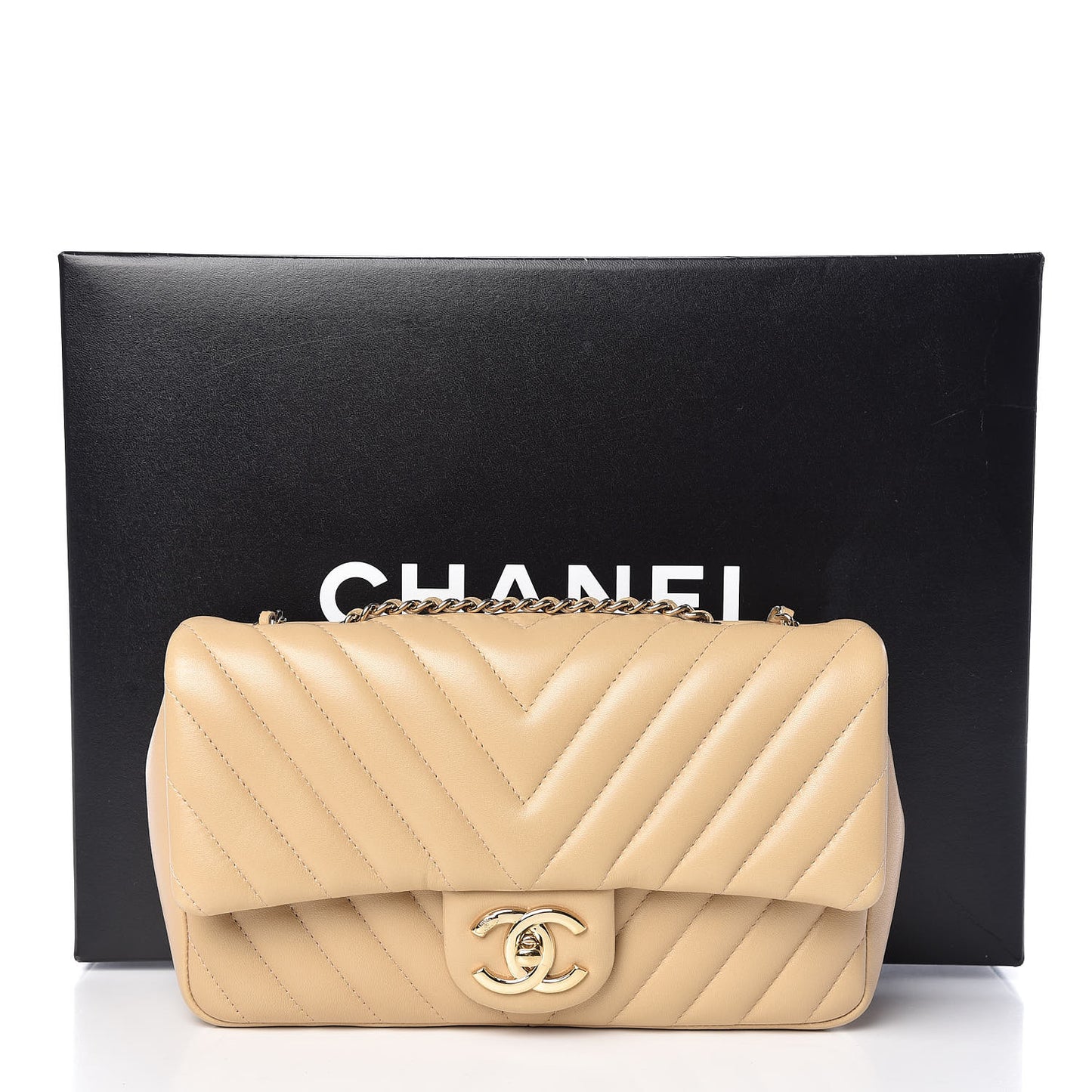 Lambskin Surpique Chevron Quilted Small Single Flap Light Beige
