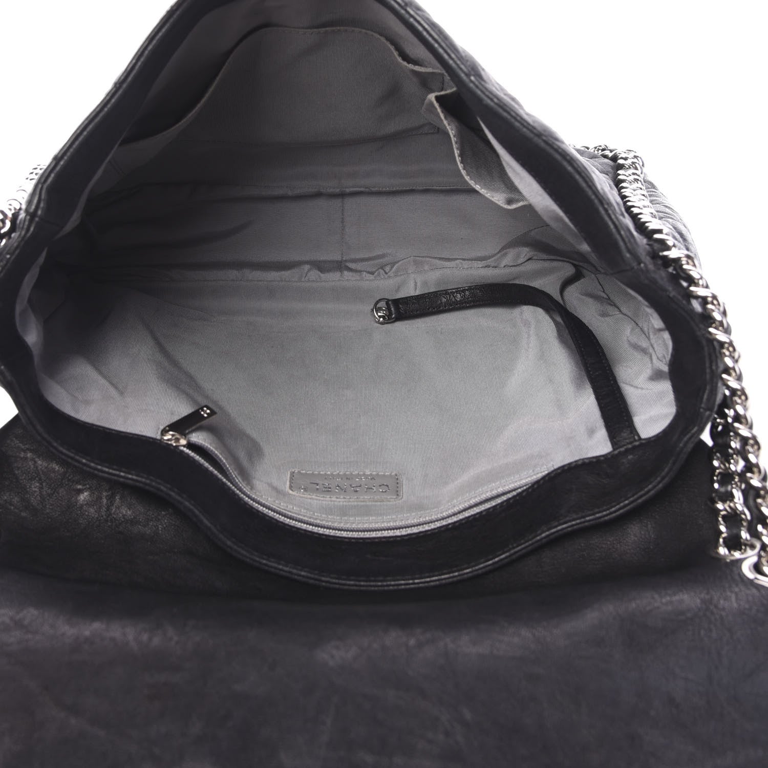 Chanel Washed Lambskin Quilted Maxi Chain Around Flap Black 4 of 11