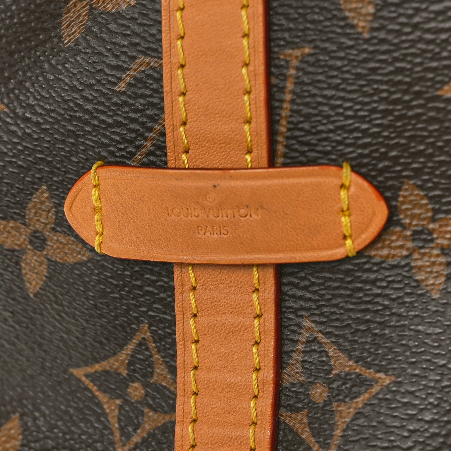 Louis Vuitton Monogram Carryall MM 9 of 10