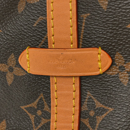 Louis Vuitton Monogram Carryall MM 9 of 10
