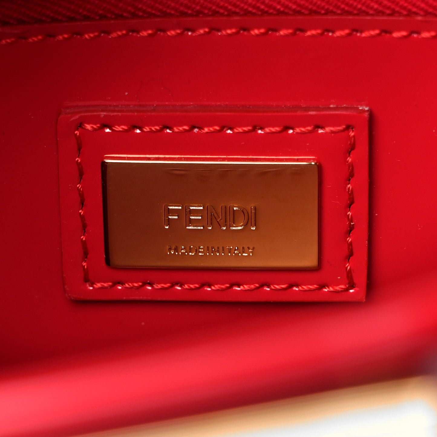 Vitello Vernice Mou Mini Peekaboo Iconic Satchel Rosso Cardinale