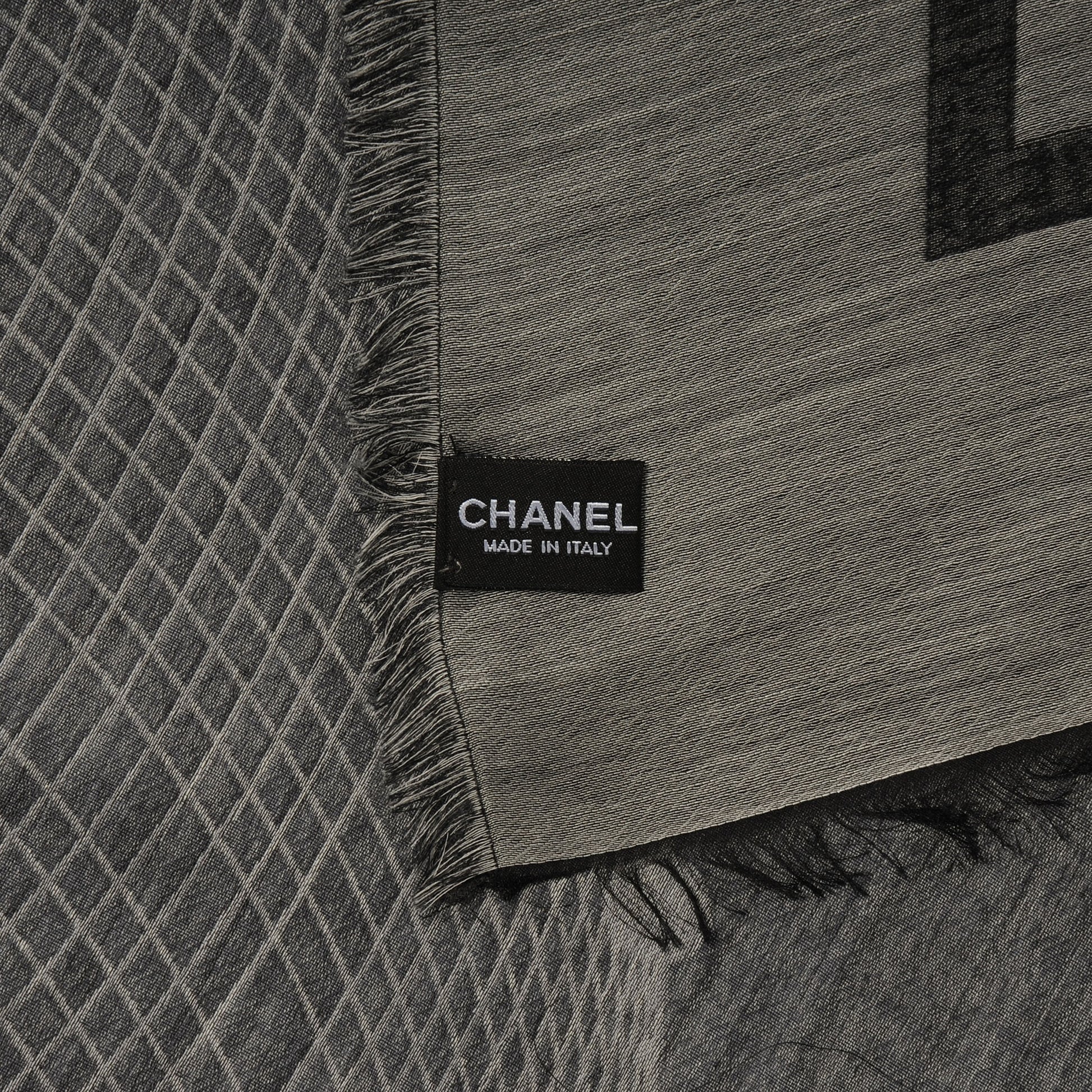 Chanel Cashmere Silk Spirograph Scarf Shawl Black White 4 of 5