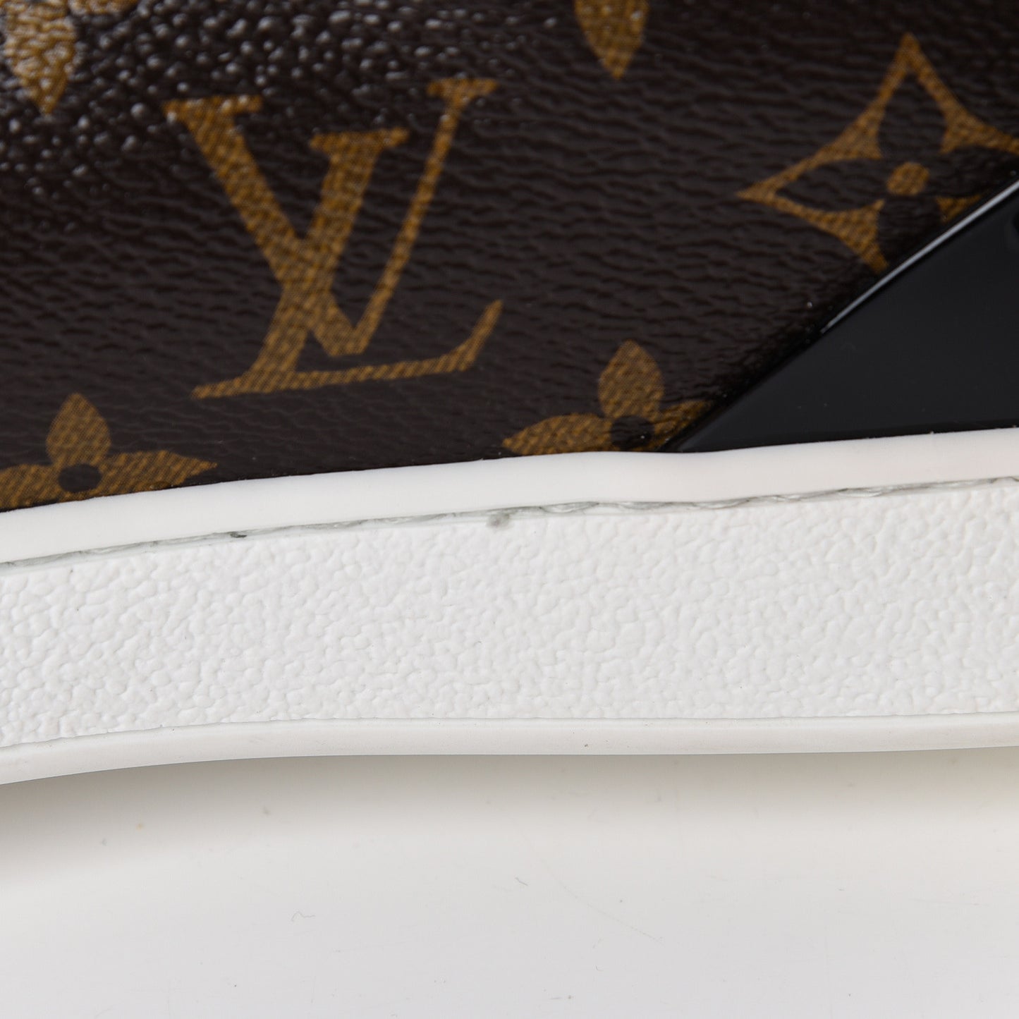 Patent Monogram Frontrow Sneakers 39