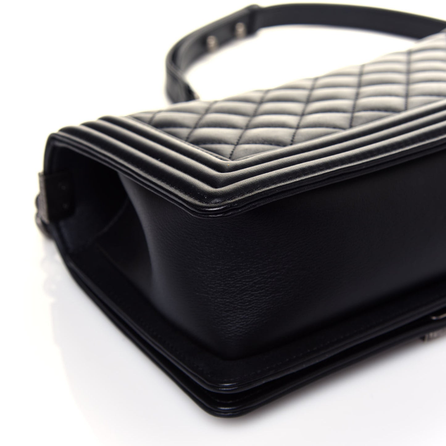 Calfskin Quilted Medium Boy Flap Black