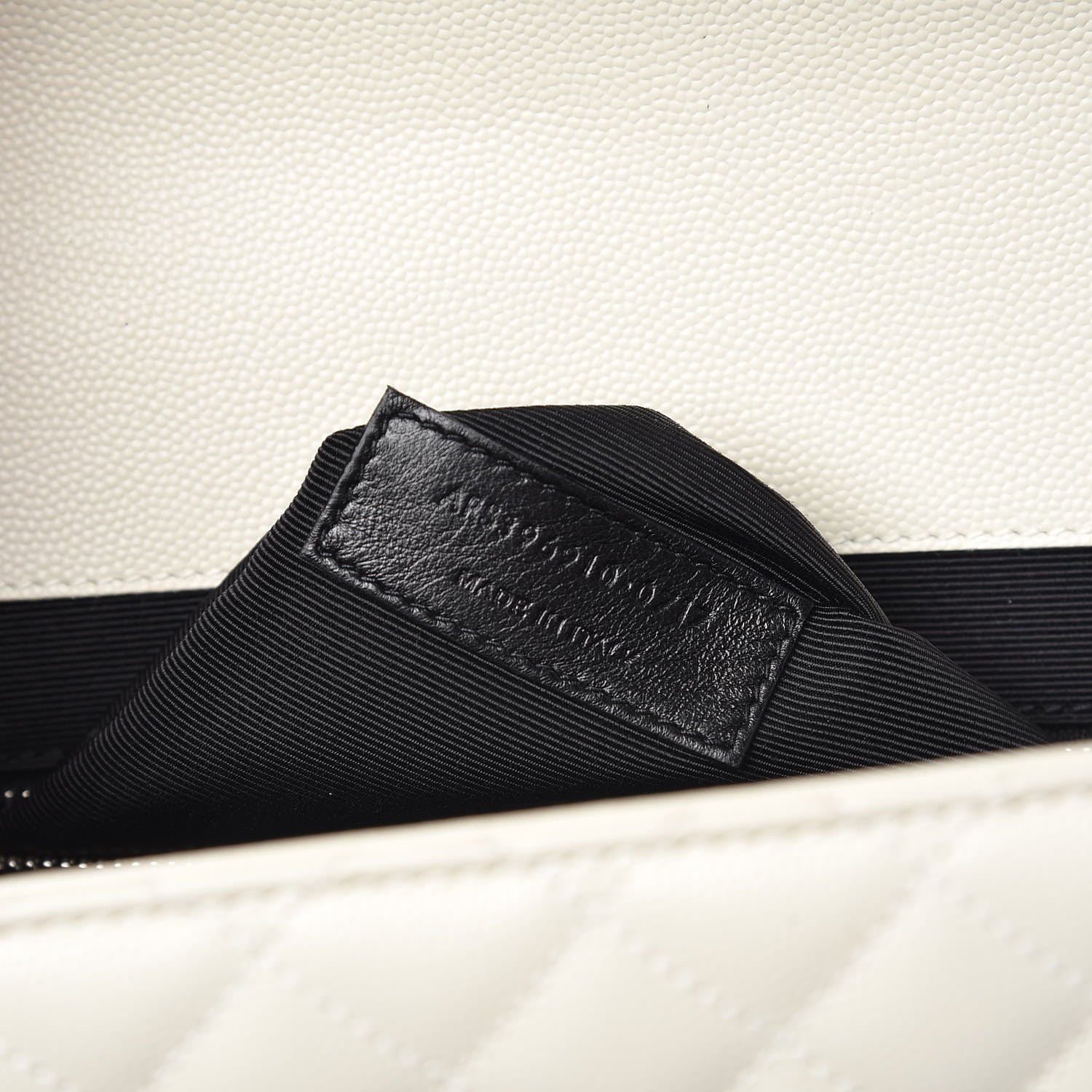 Saint Laurent Grain De Poudre Large Tri-Quilt Monogram Satchel Porcellana 7 of 11