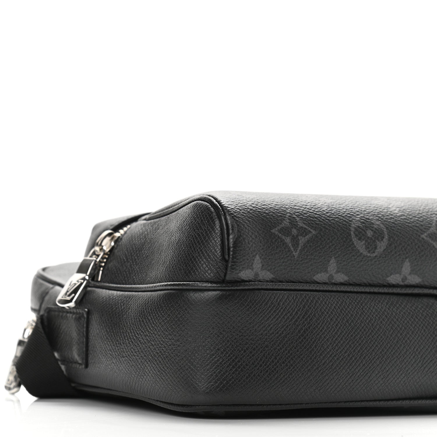 Louis Vuitton Taiga Monogram Eclipse Outdoor Messenger Black 8 of 9