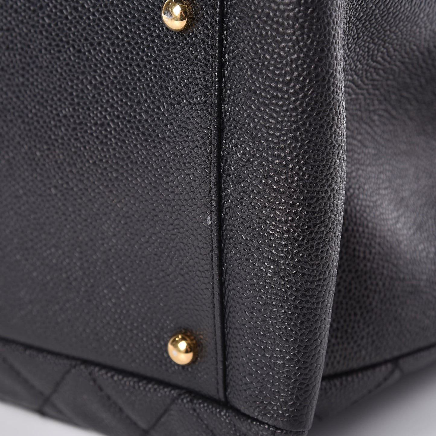 Caviar Quilted XL Grand Shopping Tote GST Black