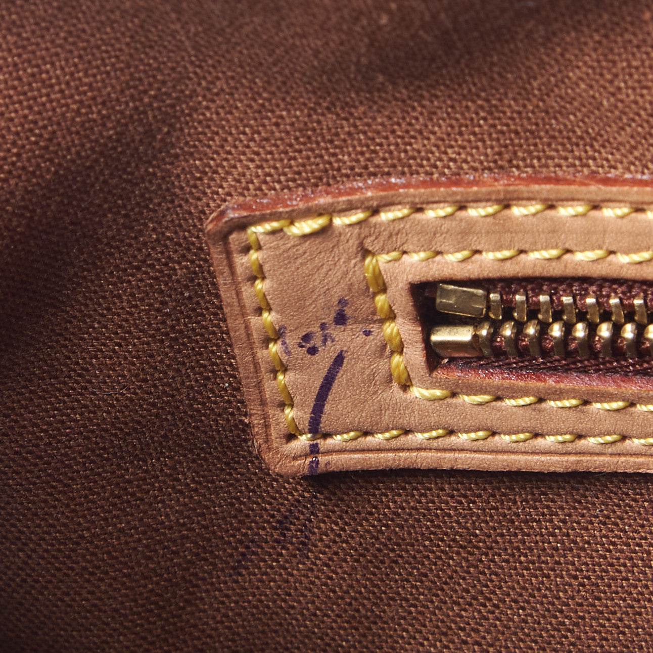 Louis Vuitton Monogram Cabas Mezzo 9 of 9