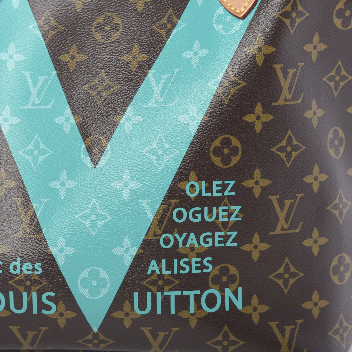 Monogram V Neverfull MM Turquoise