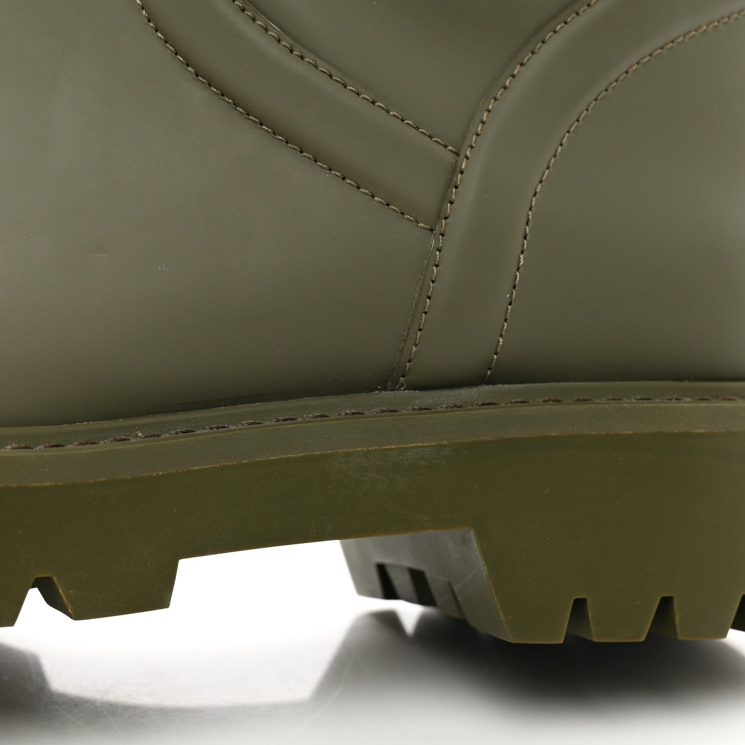Louis Vuitton Rubber Calfskin Territory Flat Boots 37 Khaki 10 of 10