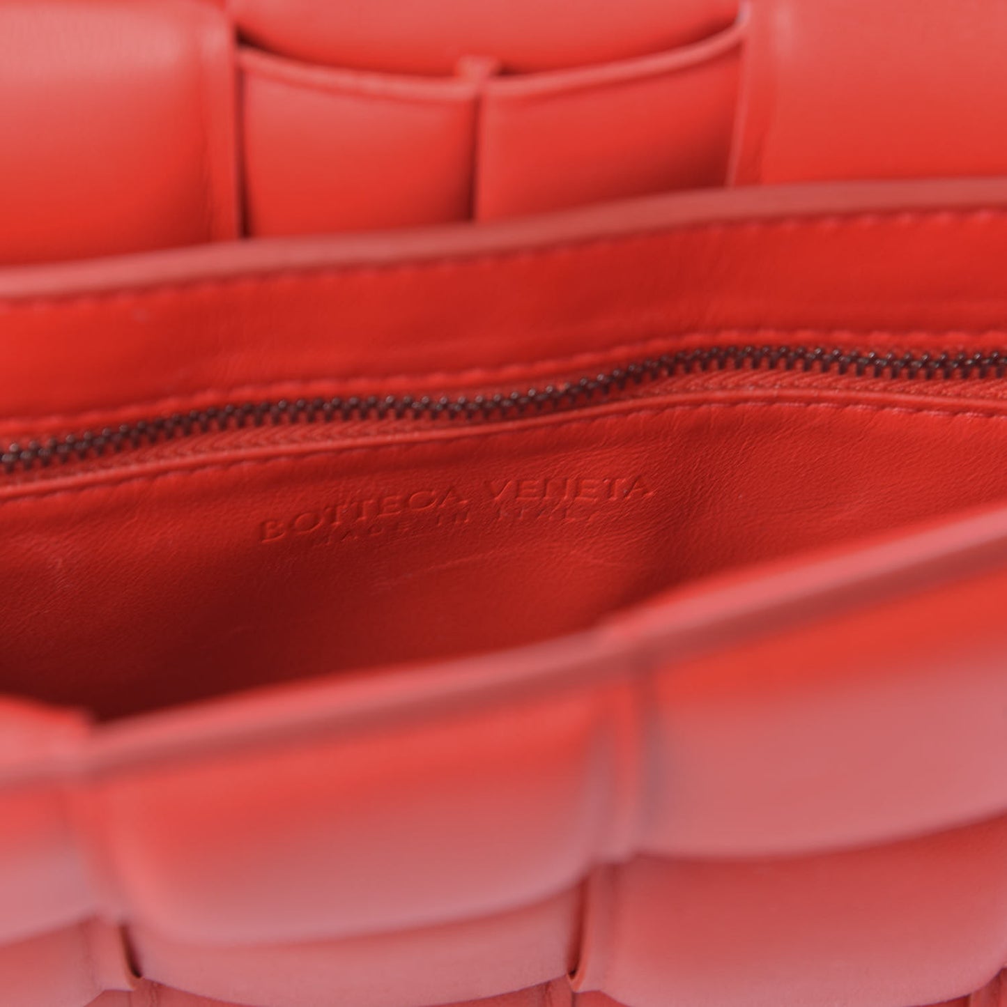 Lambskin Maxi Intreccio Padded Chain Cassette Crossbody Bag Nail Polish
