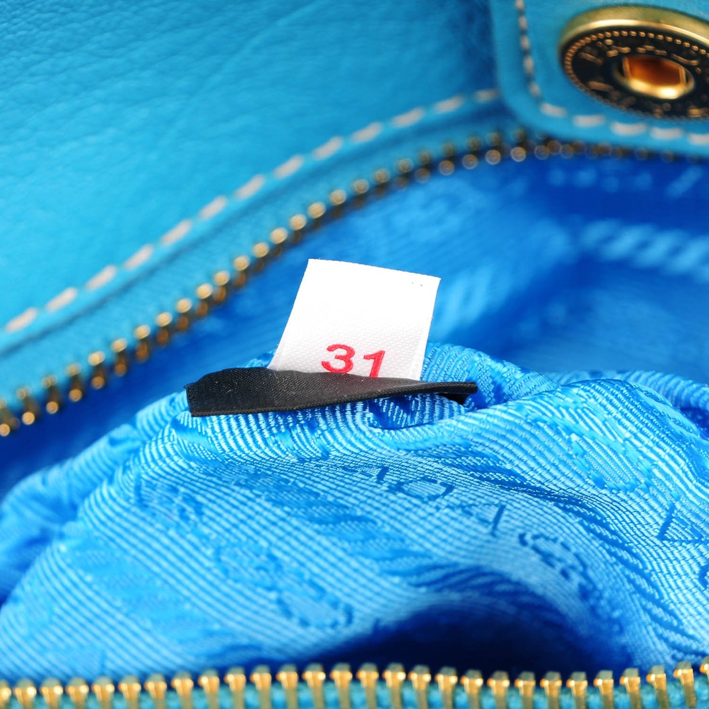 Vitello Daino East West Tote Voyage