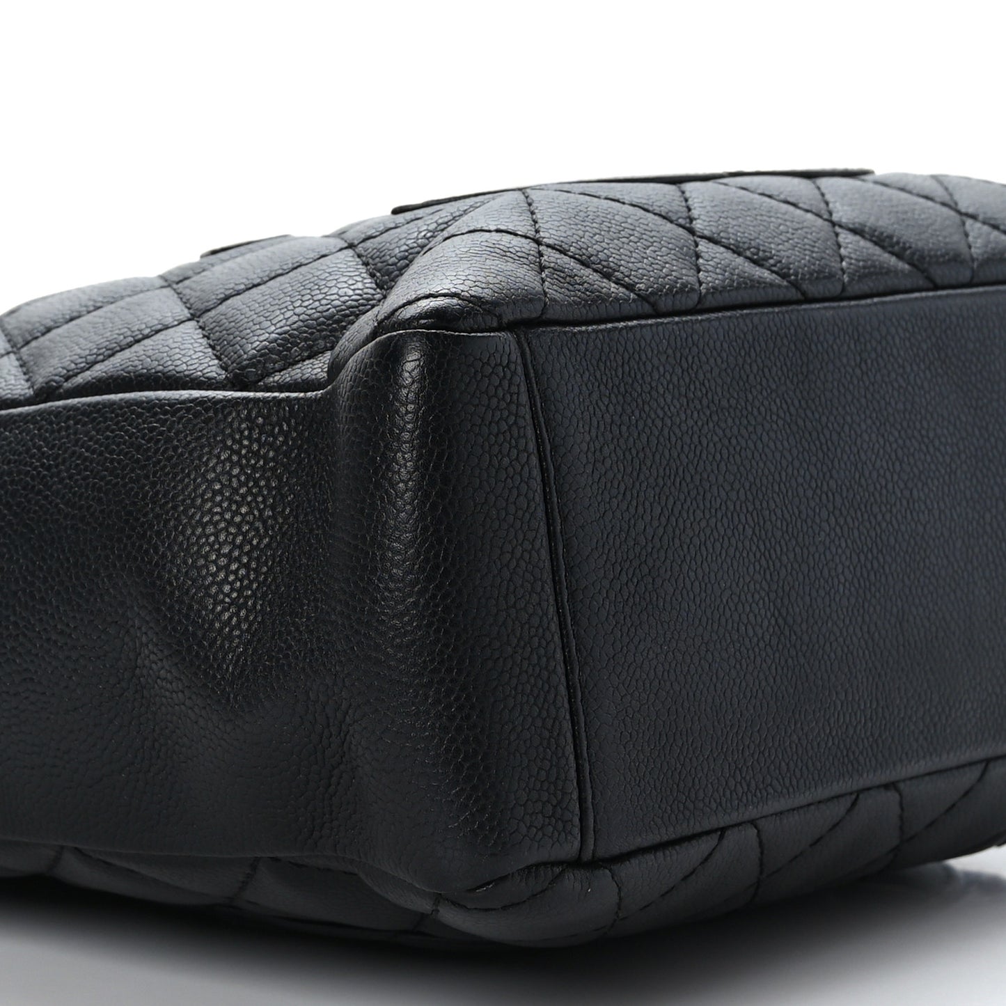 Caviar Quilted Petit Shopping Tote PST Black