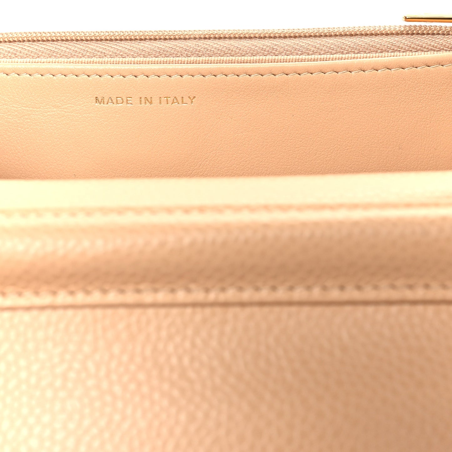 Caviar Quilted Wallet on Chain WOC Beige