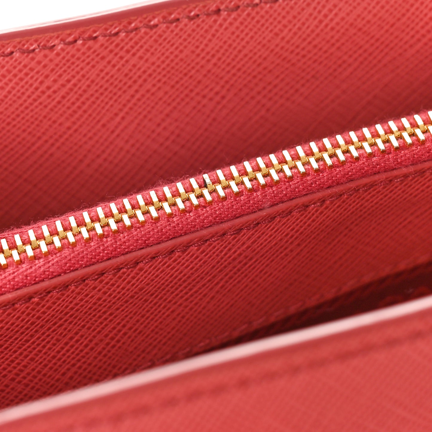 Saffiano Lux Medium Tote Tamaris