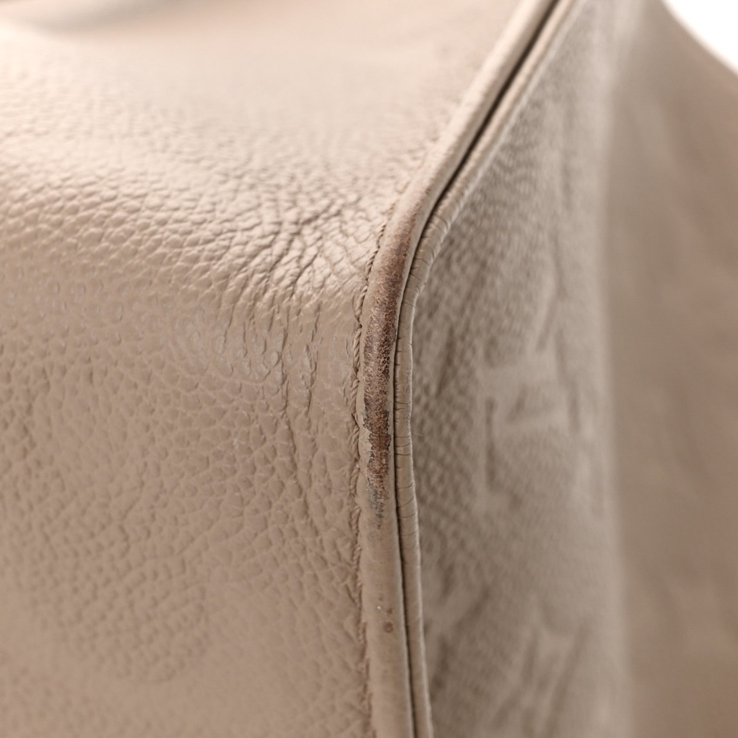 Louis Vuitton Empreinte Monogram Giant Onthego MM Tourterelle 11 of 12