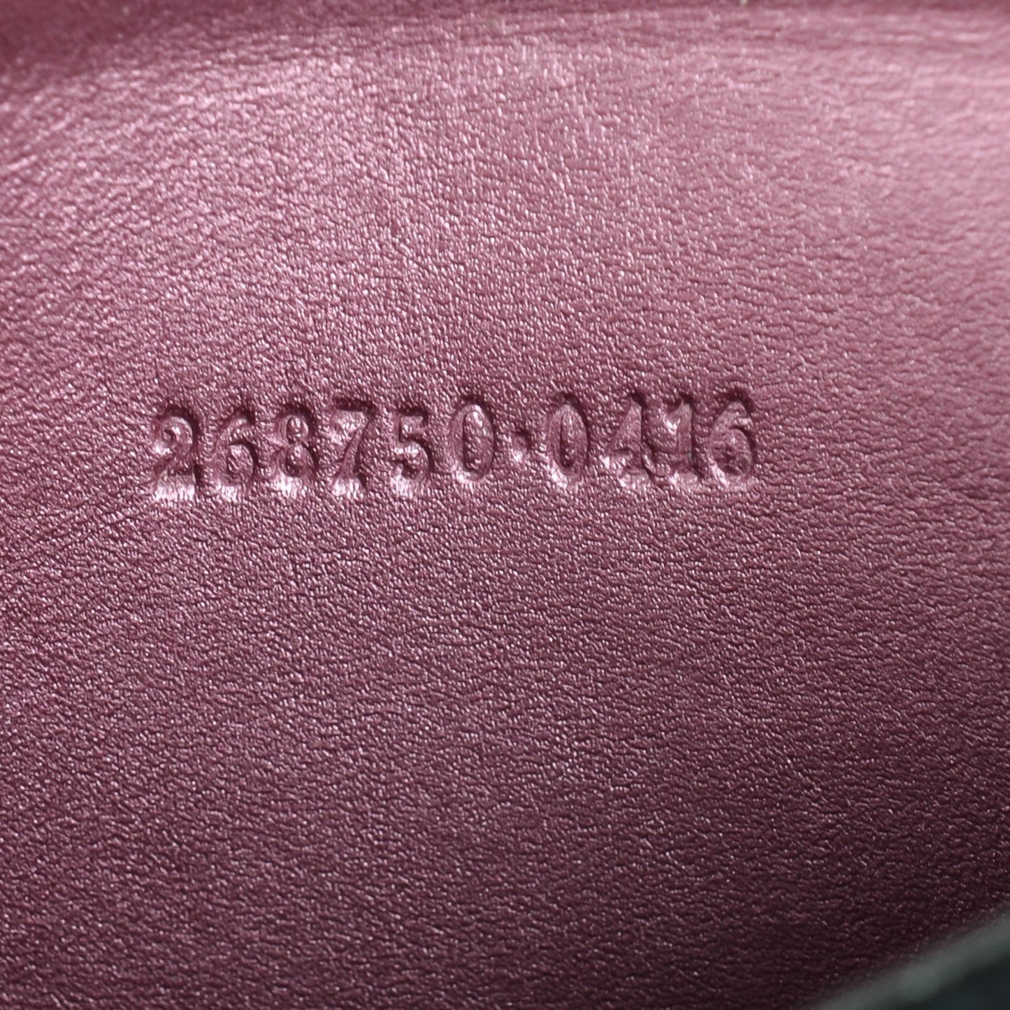 Guccissima Heart Detail Zip Around Card Case Pink