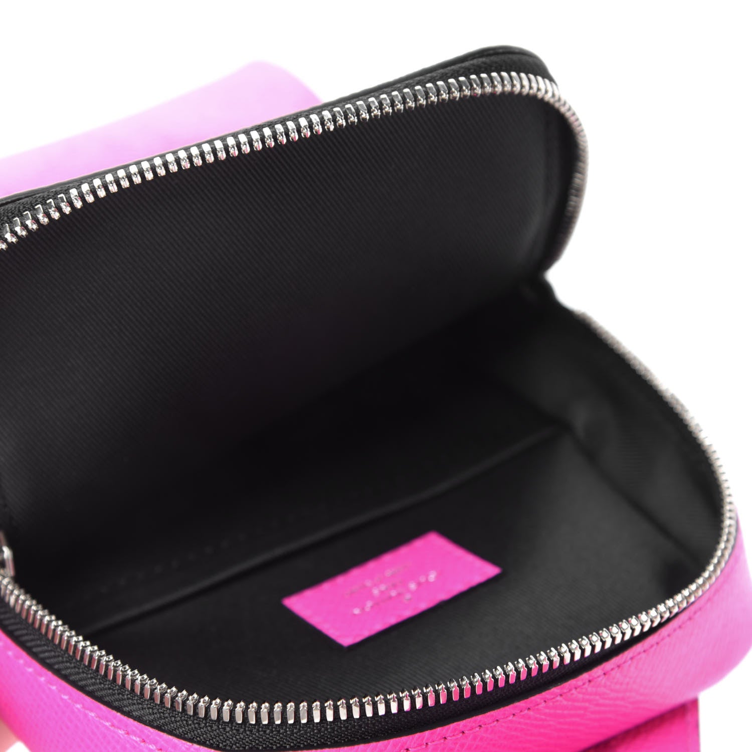 Louis Vuitton Taigarama Outdoor Slingbag Fuchsia 4 of 9