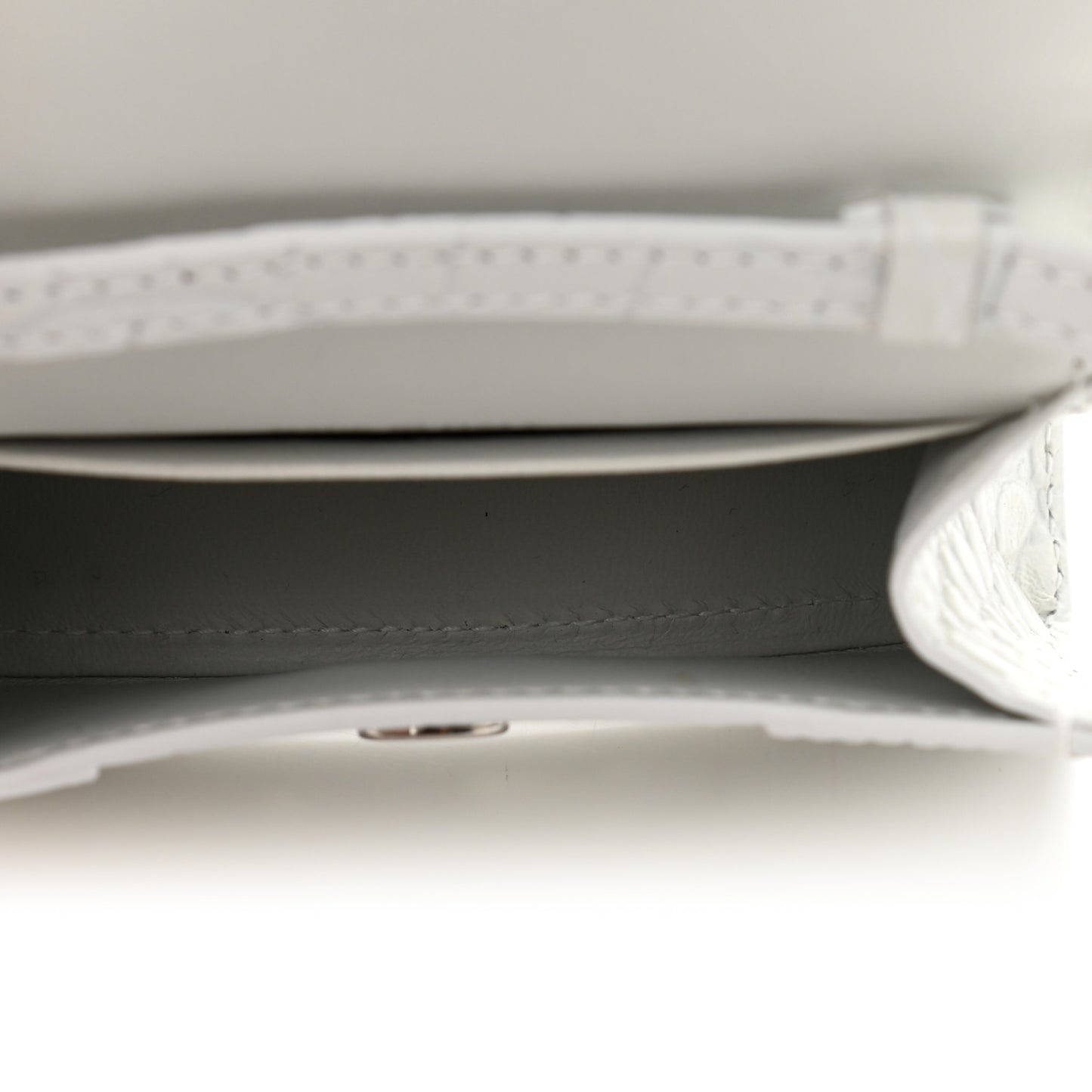 Shiny Calfskin Crocodile Embossed Hourglass Top Handle Bag Mini White