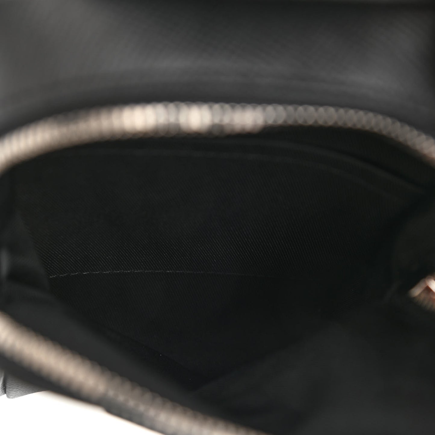 Taigarama Outdoor Slingbag Black