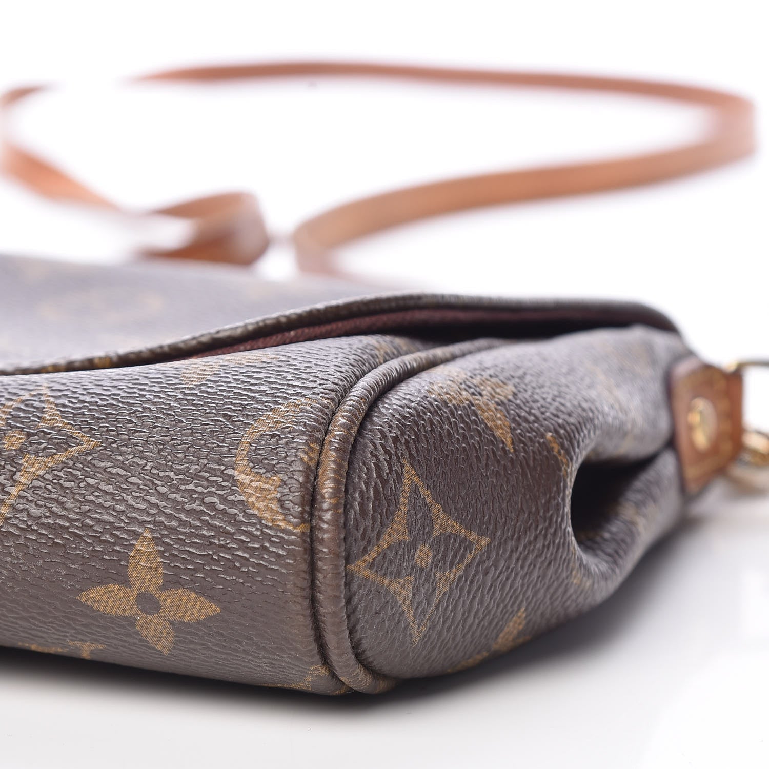 Louis Vuitton Monogram Favorite MM 9 of 12